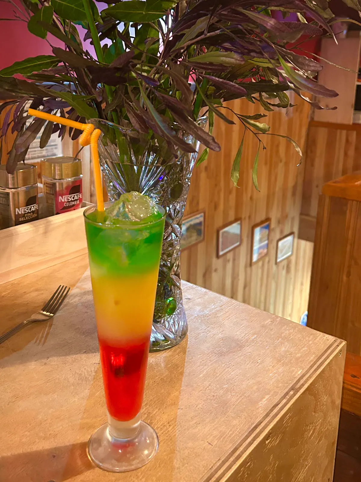Trago tricolor